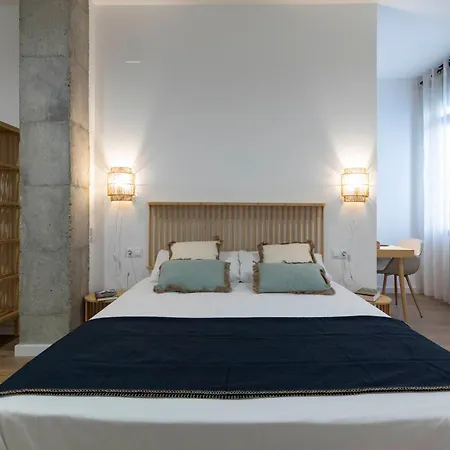 Travel Habitat Mediterranean Suites Valencia Buitenkant foto