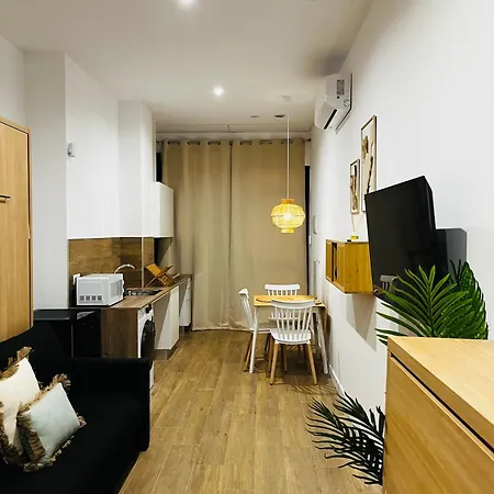 Travel Habitat Mediterranean Suites Valencia Buitenkant foto