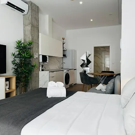 Travel Habitat Mediterranean Suites Valencia Buitenkant foto