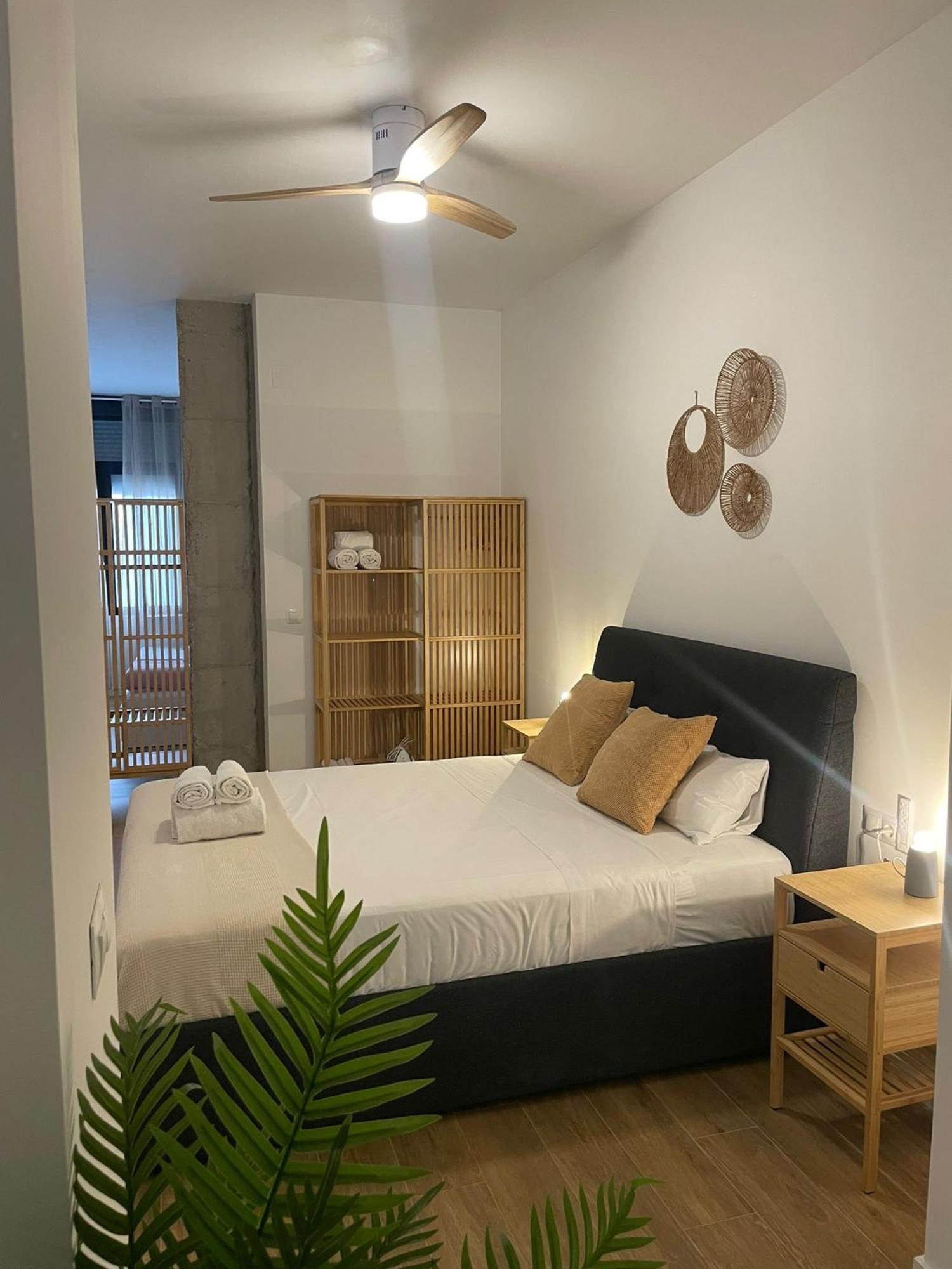 Travel Habitat Mediterranean València